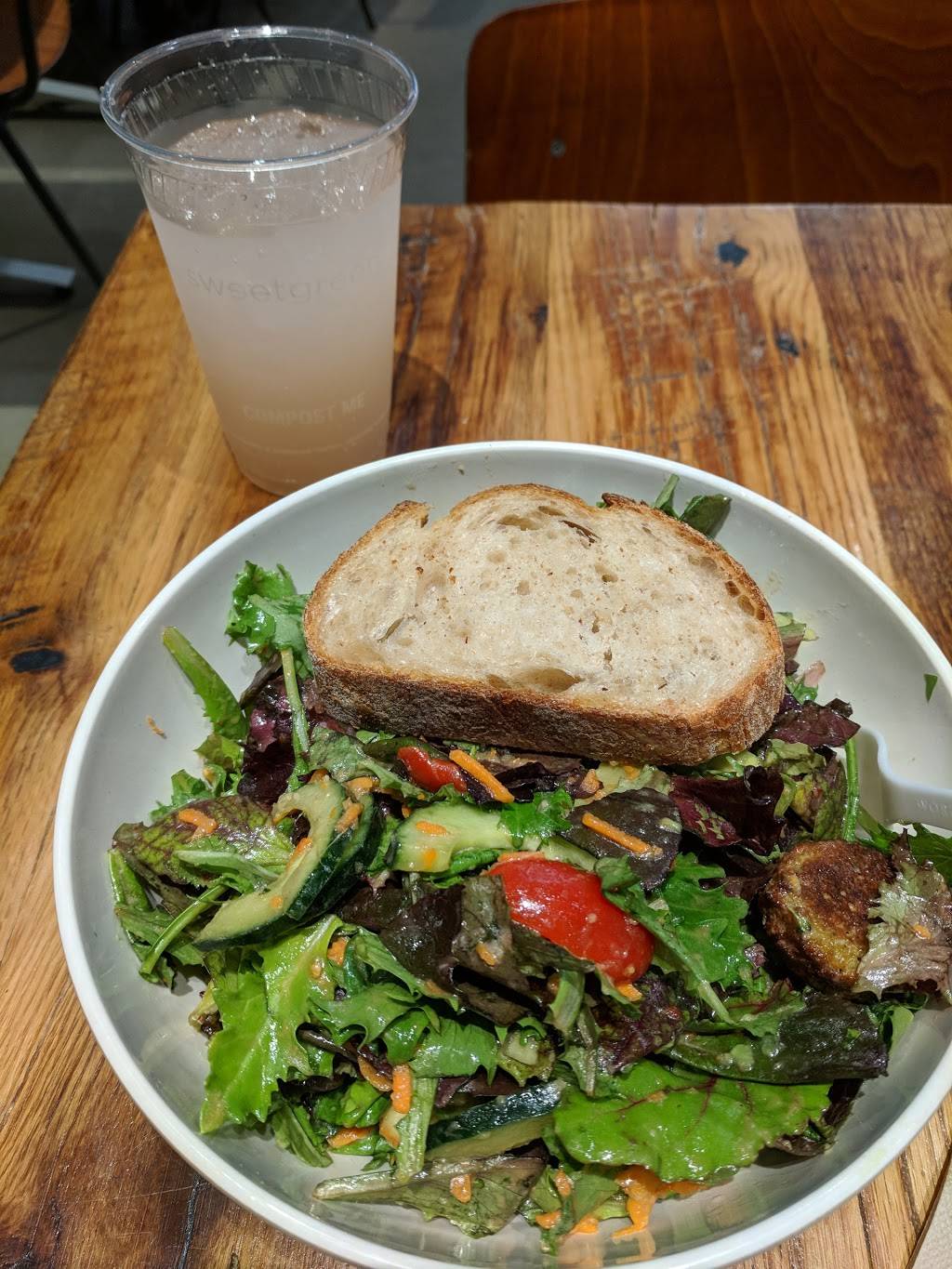 sweetgreen | restaurant | 581 Ramona St Ste 120, Palo Alto, CA 94301, USA | 4152127385 OR +1 415-212-7385