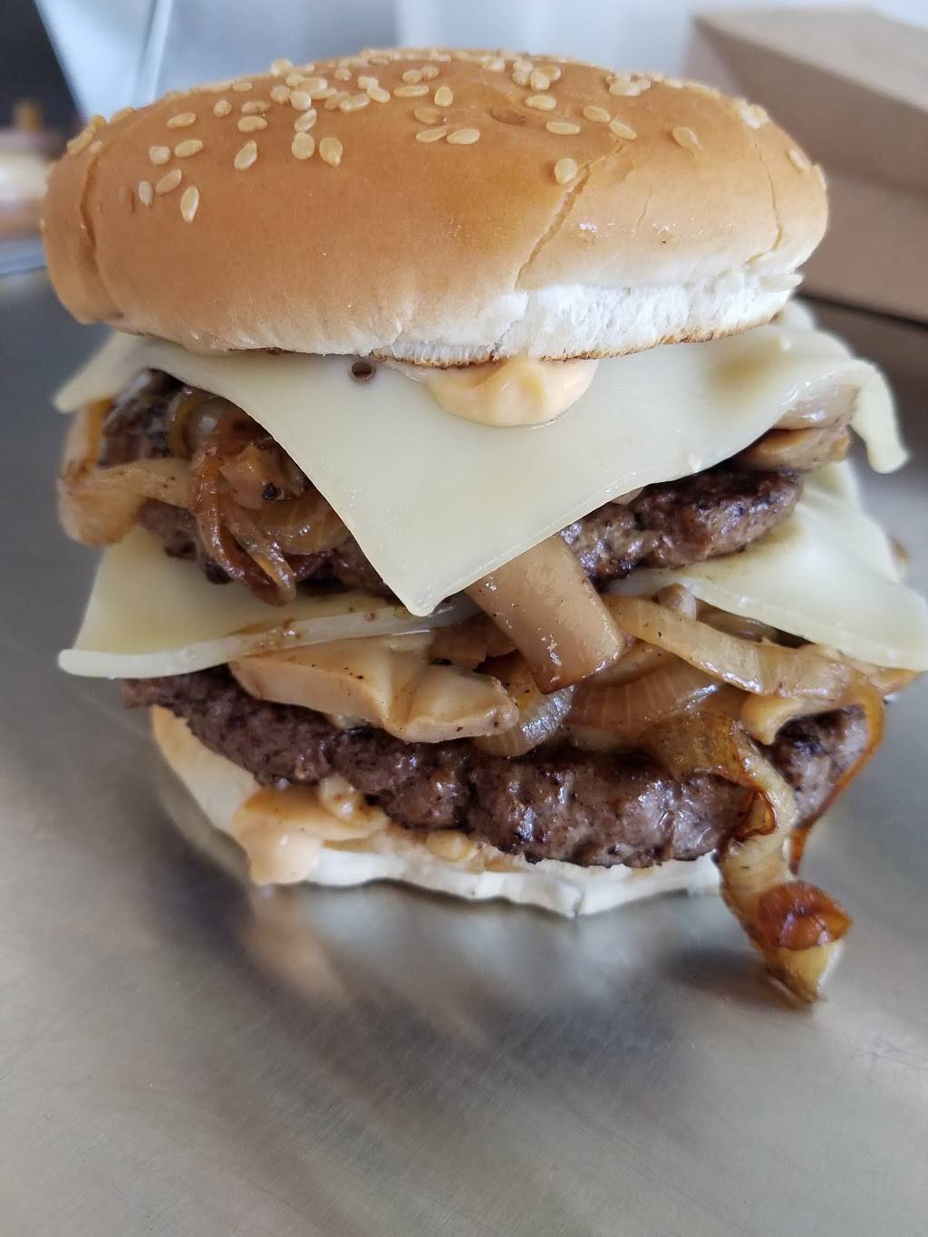 Gillmans Classic Drive-In | restaurant | 763 W F St, Oakdale, CA 95361, USA | 2098470619 OR +1 209-847-0619