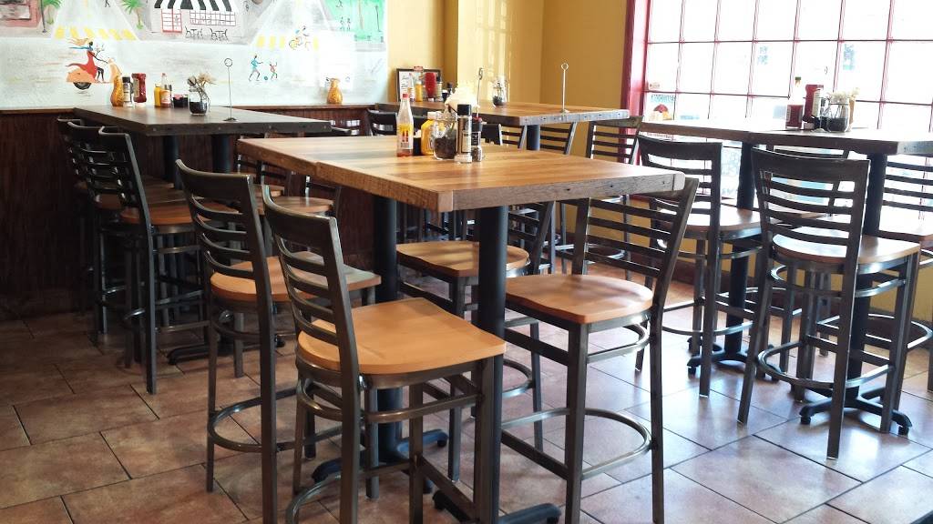 Moxies Cafe and Caterer | cafe | 514 N Tampa St, Tampa, FL 33602, USA | 8132214510 OR +1 813-221-4510