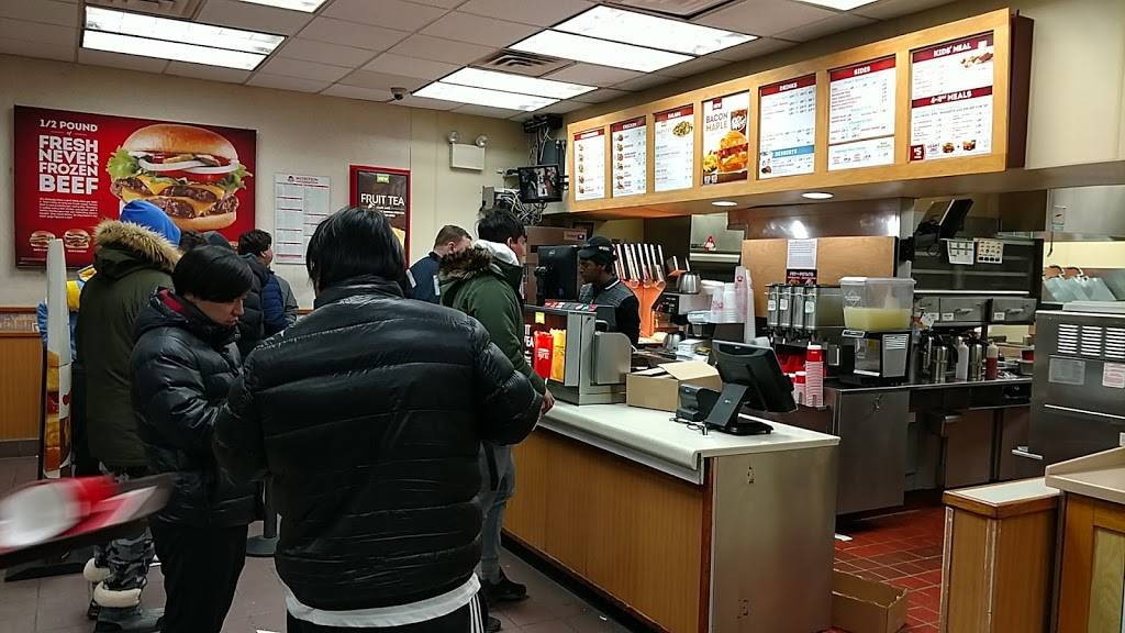 Wendys | restaurant | 133-50 Whitestone Expy, Flushing, NY 11354, USA | 7187624055 OR +1 718-762-4055