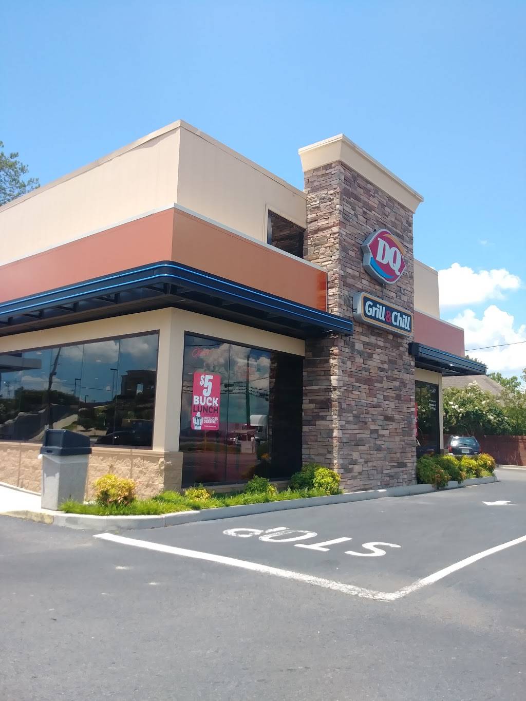 Dairy Queen Grill & Chill | restaurant | 14471 GA-1 S, Guntersville, AL 35976, USA | 2565710344 OR +1 256-571-0344