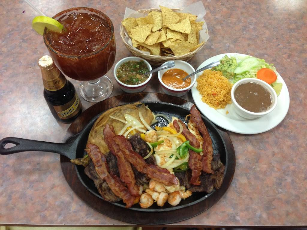 La Justicia Restaurant | restaurant | 3901 W 26th St, Chicago, IL 60623, USA | 7735220041 OR +1 773-522-0041