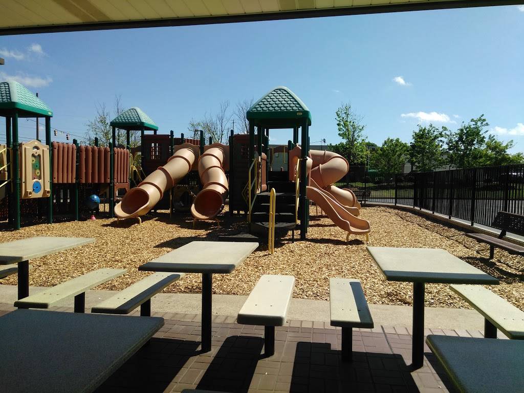 Burger King | restaurant | 1703 Roanoke Rd, LaGrange, GA 30240, USA | 7068836221 OR +1 706-883-6221