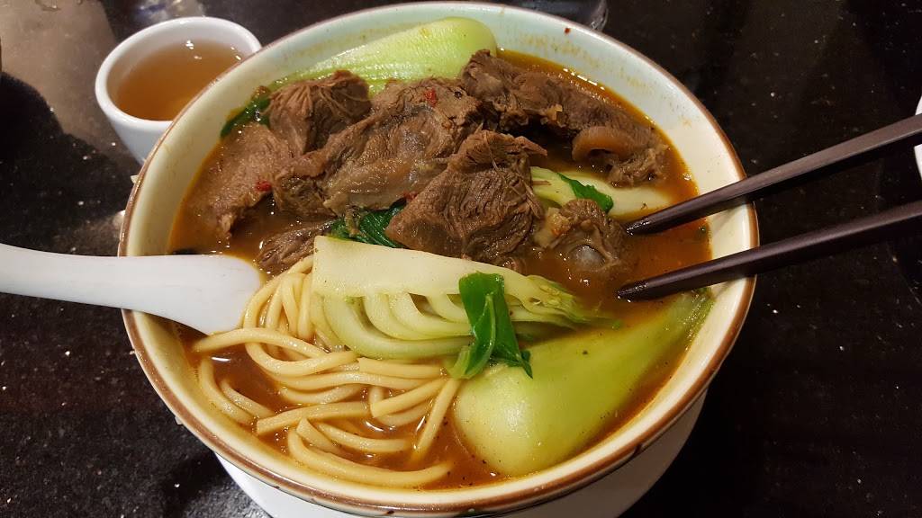 Moon House | restaurant | 11058 Santa Monica Blvd, Los Angeles, CA 90025, USA | 3109669988 OR +1 310-966-9988