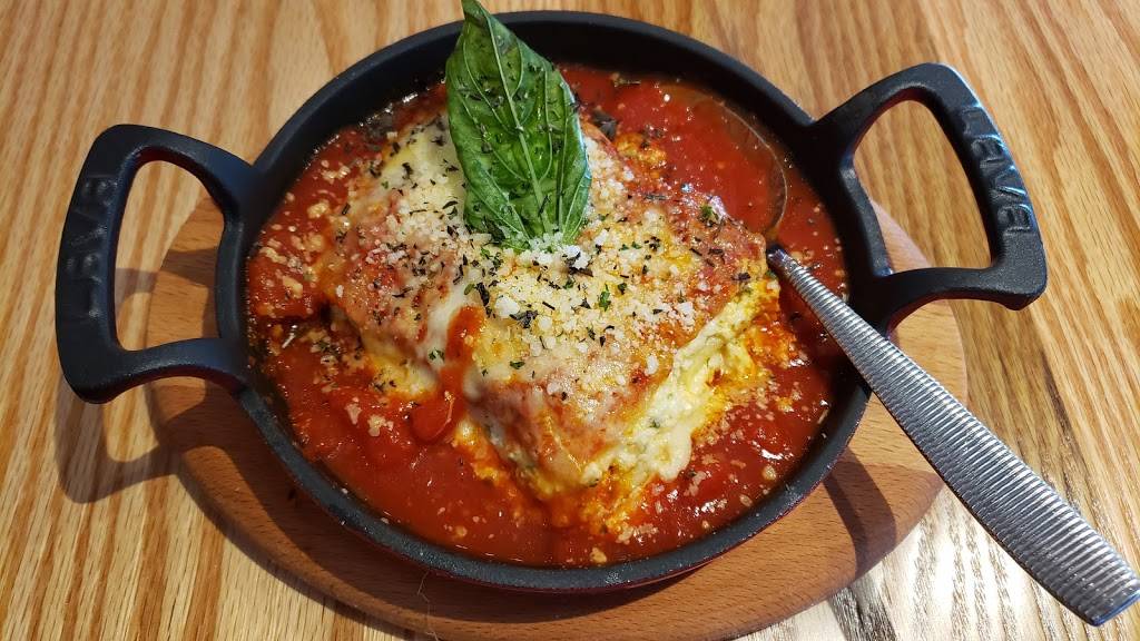 Evviva Trattoria | restaurant | 15 K Ledgeview Way, Wrentham, MA 02093, USA | 7748475577 OR +1 774-847-5577