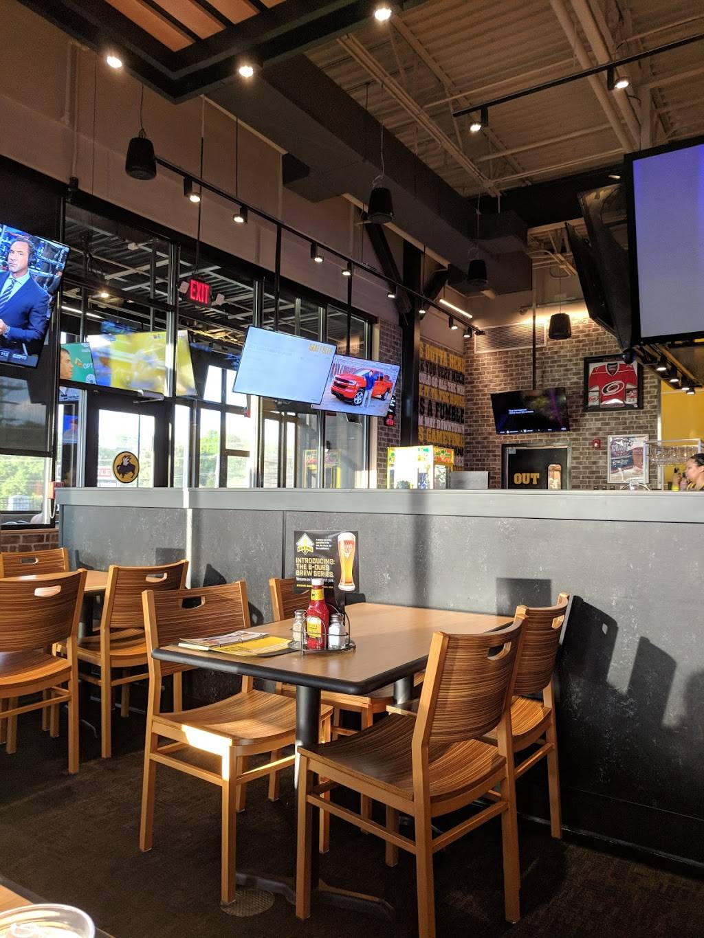 Buffalo Wild Wings | restaurant | 1519 E Innes St, Salisbury, NC 28146, USA | 7046360290 OR +1 704-636-0290