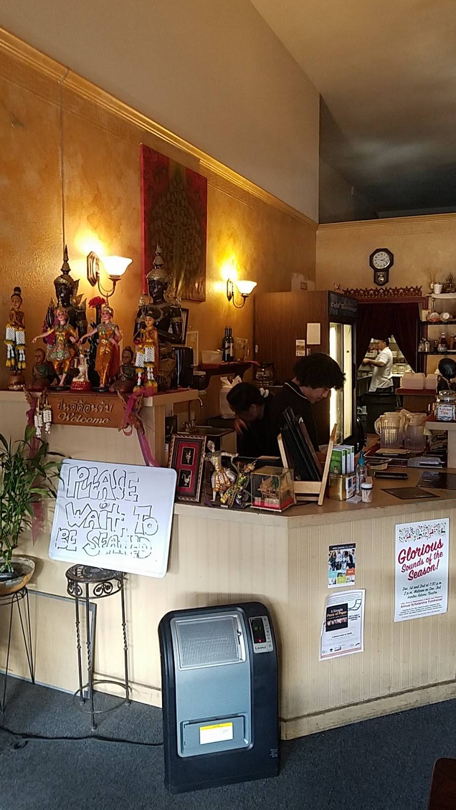 Thai Basil | restaurant | 121 Broadway St, Chico, CA 95928, USA | 5303436843 OR +1 530-343-6843