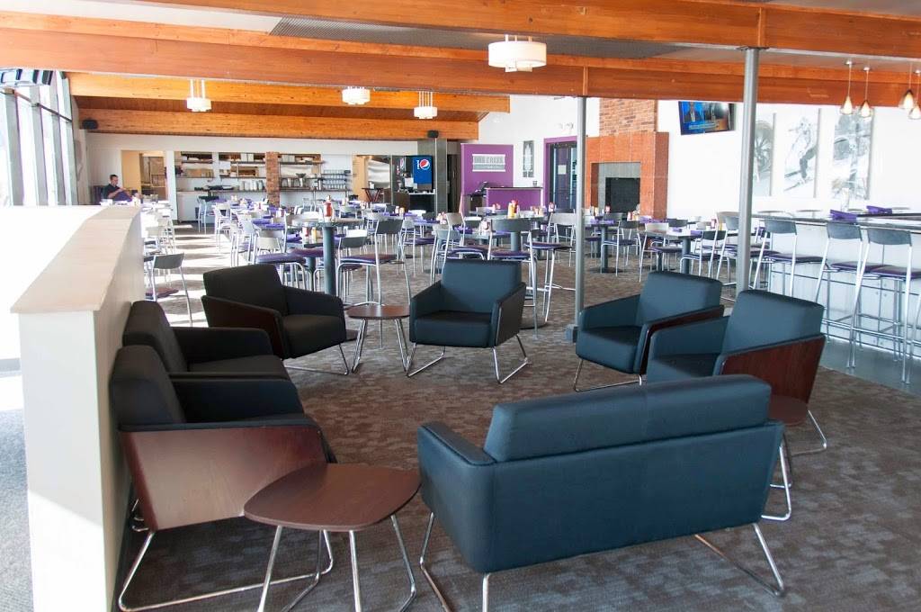 Ore Creek Mountain Grill | restaurant | 4141 Bauer Rd, Brighton, MI 48116, USA | 8102299581 OR +1 810-229-9581