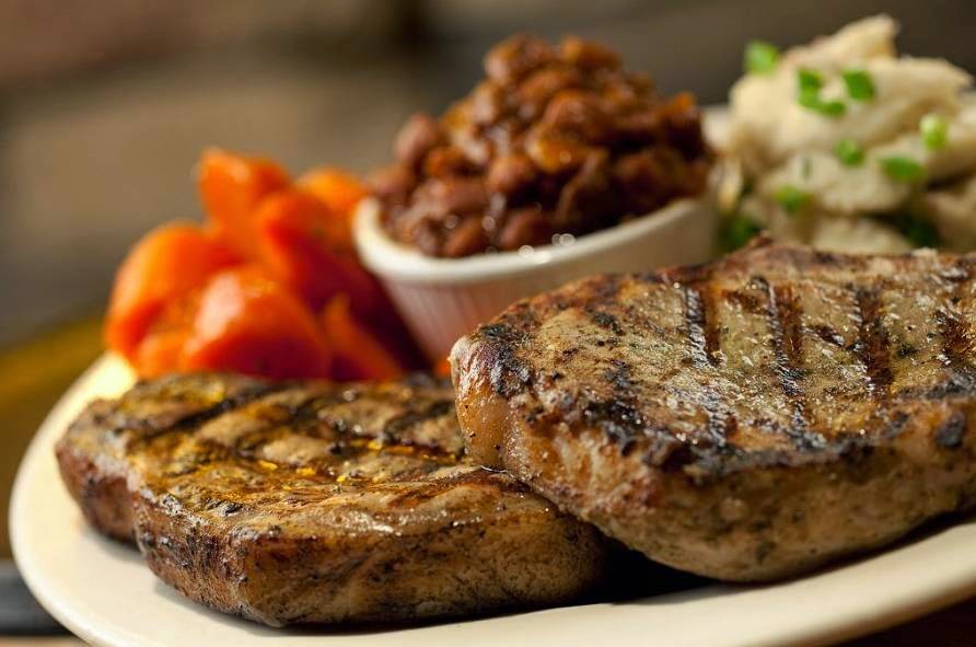 Charlestons Restaurant | restaurant | 1040 N 54th St, Chandler, AZ 85226, USA | 4809619434 OR +1 480-961-9434