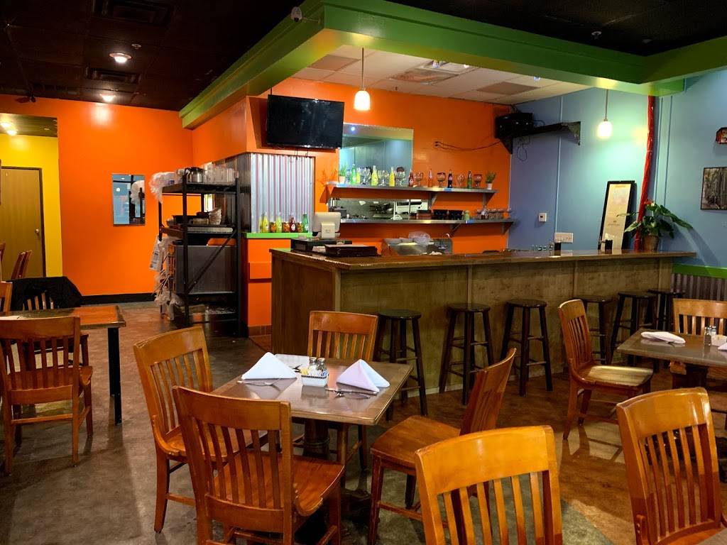 Serranos Mexican Bar & Grill | restaurant | 1079 East, US-24, Woodland Park, CO 80863, USA | 7196877150 OR +1 719-687-7150