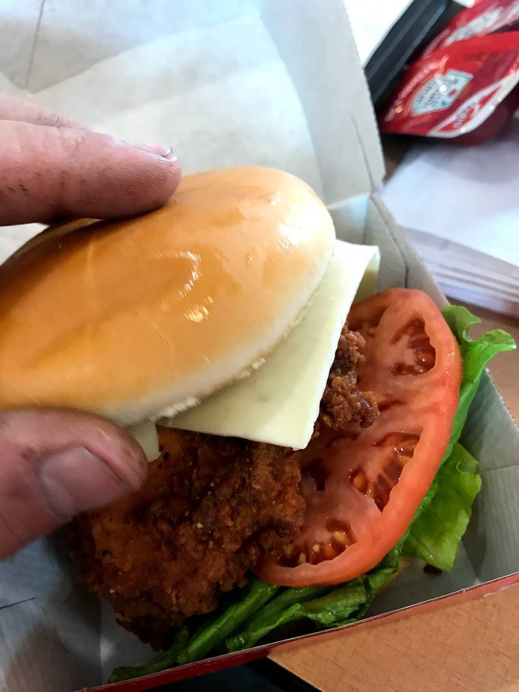 Chick-fil-A Edgewater | restaurant | 3220 Solomons Island Rd, Edgewater, MD 21037, USA | 4109560402 OR +1 410-956-0402