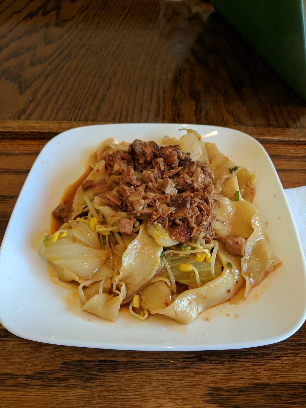 Lilis Restaurant | restaurant | 197 N Pleasant St, Amherst, MA 01002, USA | 4132535888 OR +1 413-253-5888