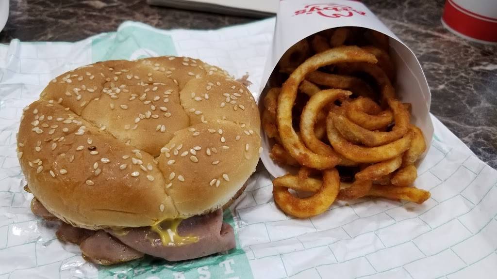 Arbys | restaurant | 1181 Gravois Rd, Fenton, MO 63026, USA | 6363051773 OR +1 636-305-1773