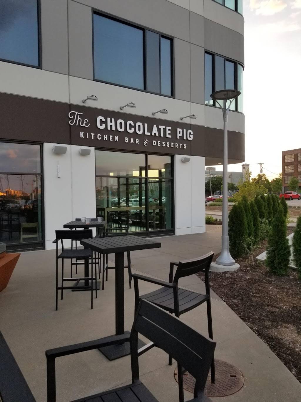 The Chocolate Pig | restaurant | 4220 Duncan Ave, St. Louis, MO 63110, USA | 3142723230 OR +1 314-272-3230