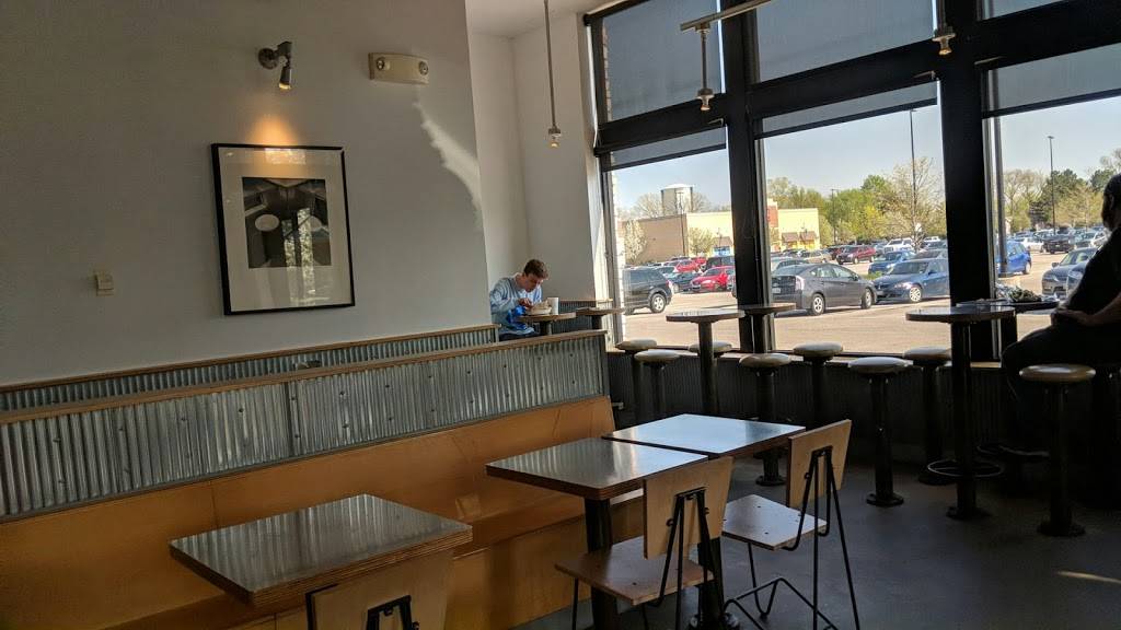 Chipotle Mexican Grill | restaurant | 7173 S Kingery Hwy, Willowbrook, IL 60527, USA | 6305607900 OR +1 630-560-7900