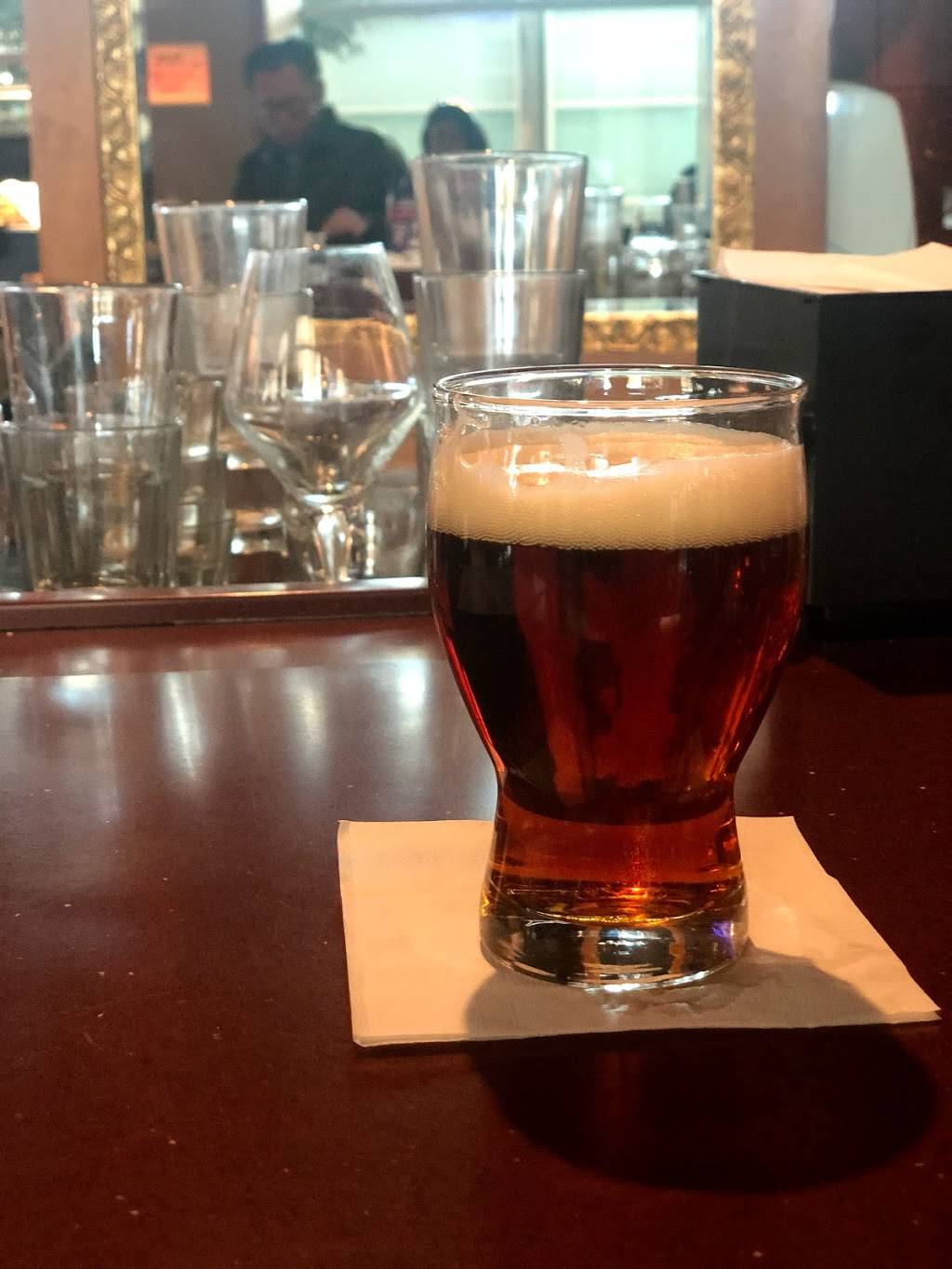 Red Rocks Bar & BBQ | restaurant | 8500 Peña Blvd, Denver, CO 80249, USA | 3033427176 OR +1 303-342-7176