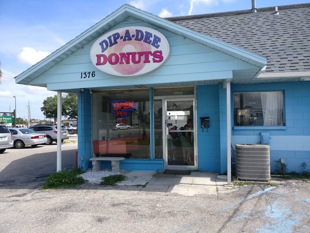 Dip-A-Dee-Donuts | bakery | 1376 W N Blvd, Leesburg, FL 34748, USA | 3524604266 OR +1 352-460-4266