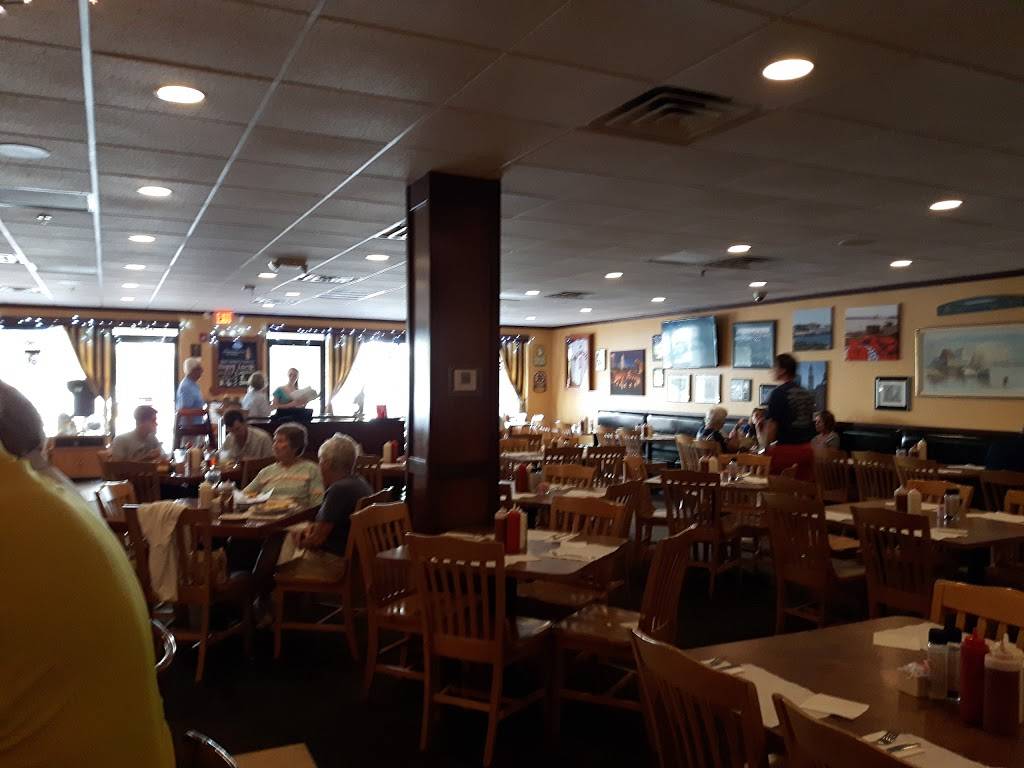 The Clam Bake | restaurant | 16520 S Tamiami Trail, Fort Myers, FL 33908, USA | 2394821930 OR +1 239-482-1930