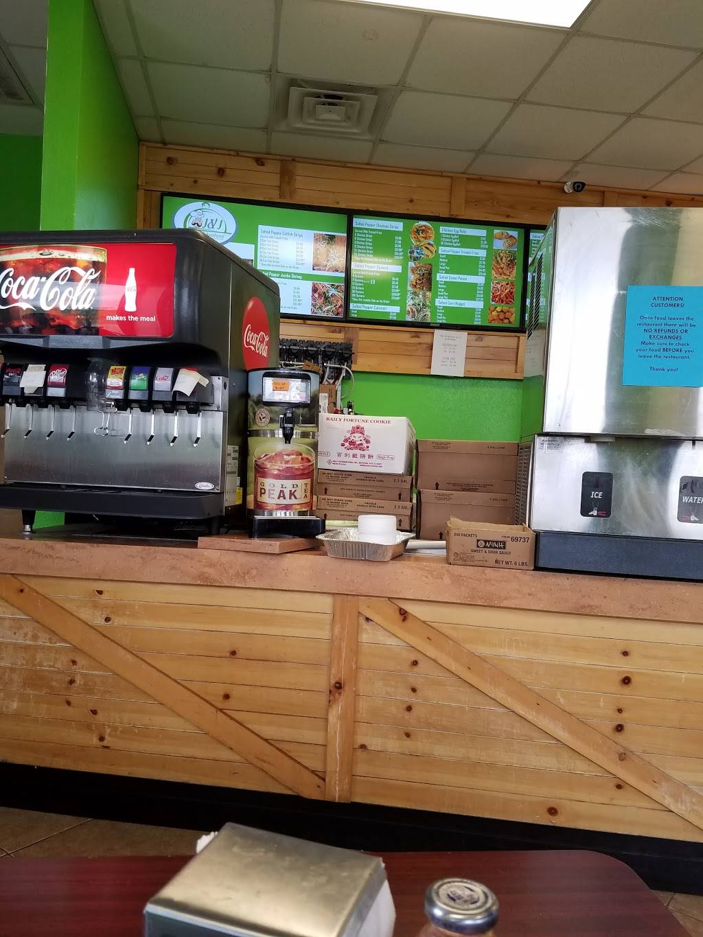 J&J Wings & Seafood | restaurant | 4849 TX-73, Port Arthur, TX 77642, USA | 4099625707 OR +1 409-962-5707