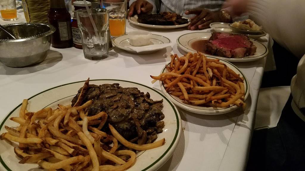 Majors Steak House | restaurant | 284 E Meadow Ave, East Meadow, NY 11554, USA | 5167946600 OR +1 516-794-6600