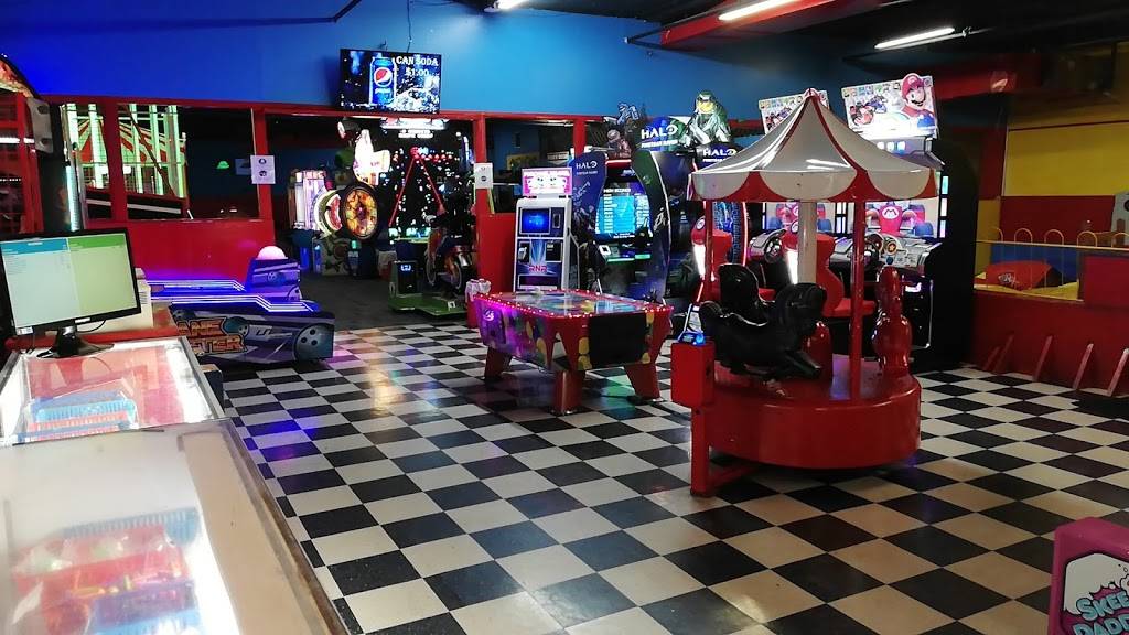 Rack N Roll Family Fun Center | restaurant | 212 Washington Pl, Passaic, NJ 07055, USA | 9733650020 OR +1 973-365-0020