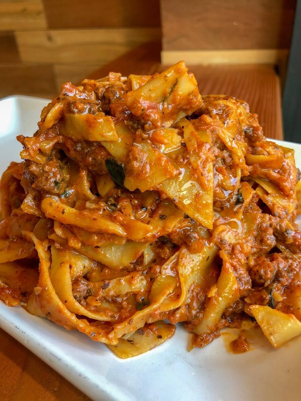 Mortadella Head | restaurant | 20 College Ave, Somerville, MA 02144, USA | 6179966680 OR +1 617-996-6680