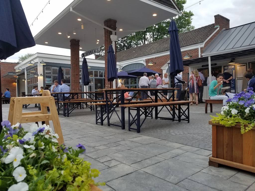 Millies Spring Valley | restaurant | 4866 Massachusetts Ave NW, Washington, DC 20016, USA | 2027335789 OR +1 202-733-5789