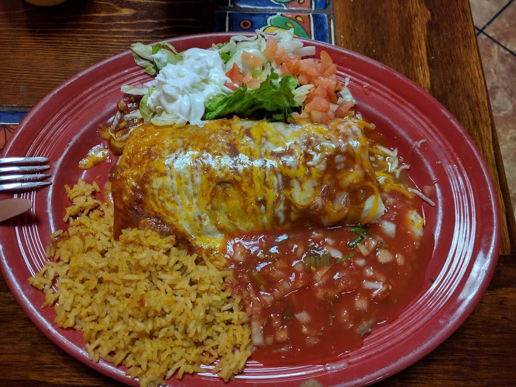 La Casita | restaurant | 1668 E 2nd St, Banning, CA 92220, USA | 9517973702 OR +1 951-797-3702