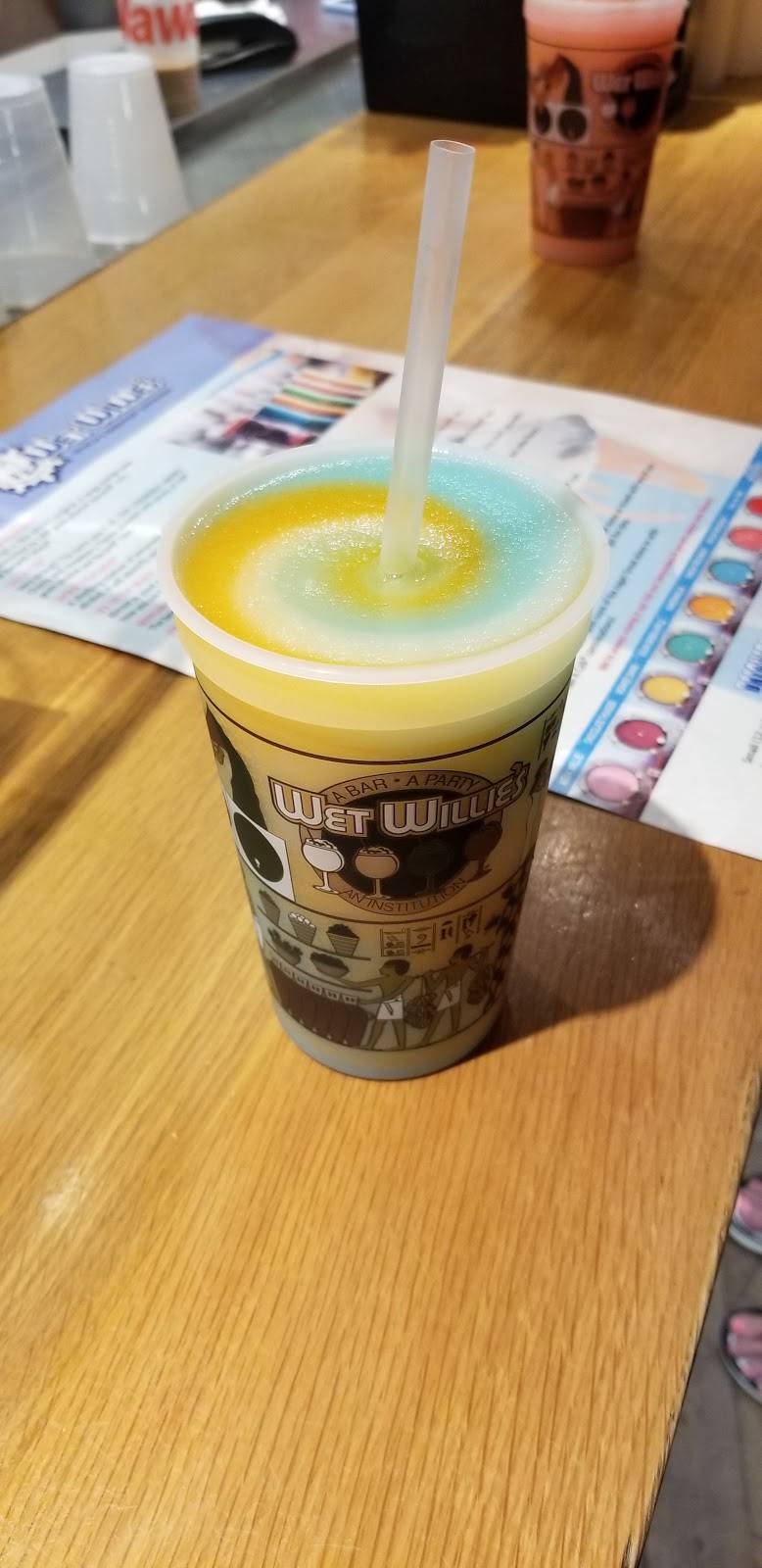 Wet Willies | restaurant | The Playground at Caesars 1 Atlantic Ocean, Atlantic City, NJ 08401, USA | 6092467398 OR +1 609-246-7398