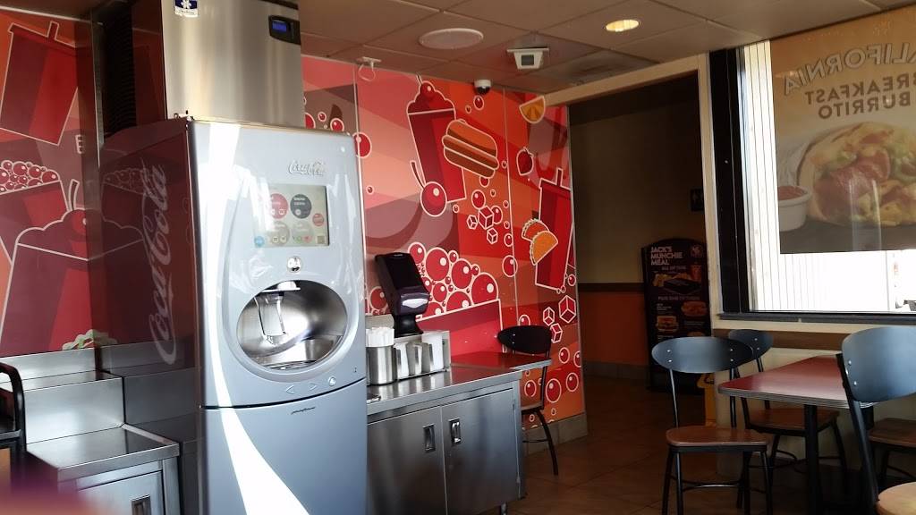 Jack in the Box | restaurant | 7895 Monterey Rd, Gilroy, CA 95020, USA | 4088482395 OR +1 408-848-2395