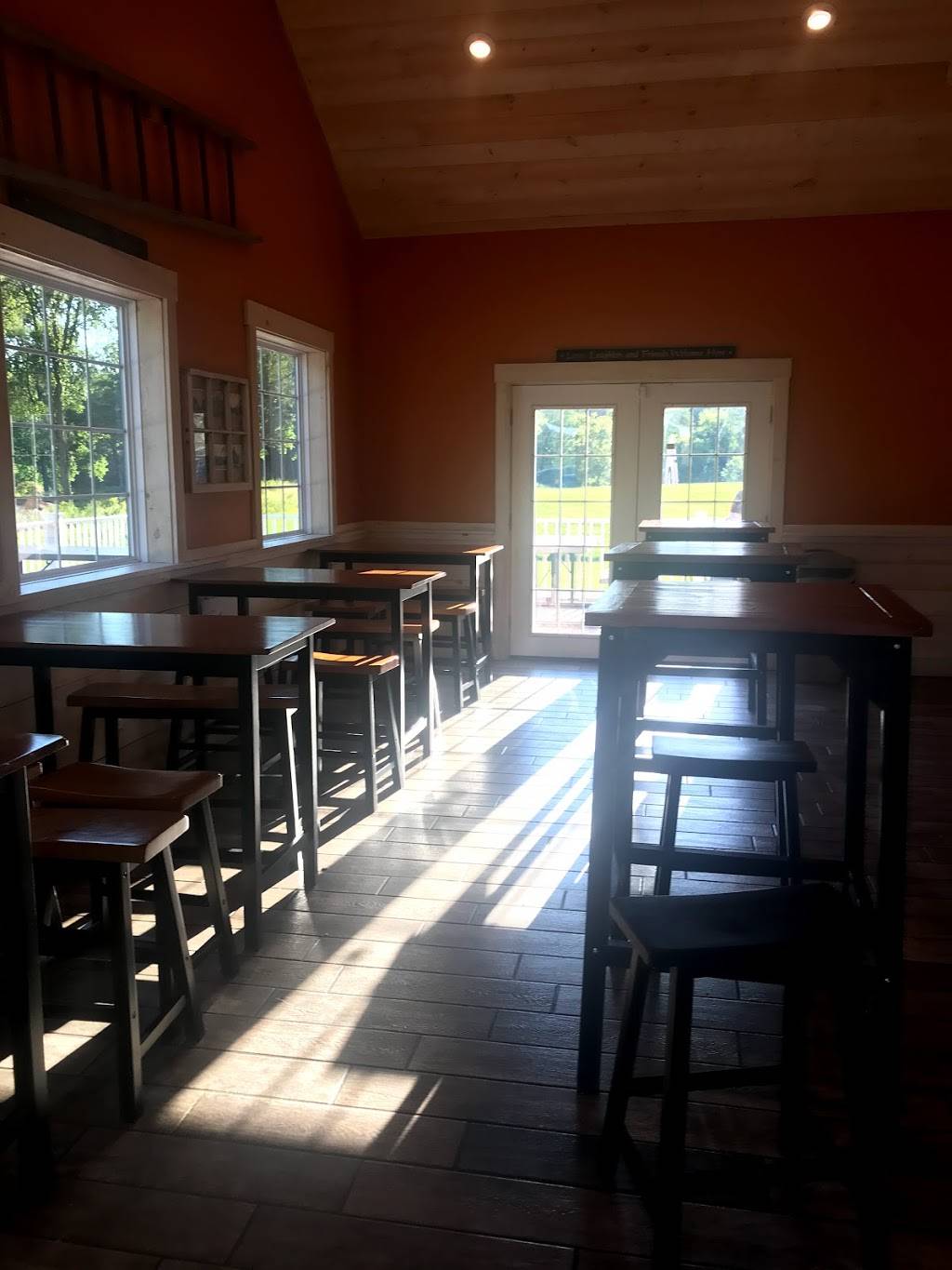 The Ice Cream Shoppe | restaurant | 171 Wilton Rd, Farmington, ME 04938, USA | 2077780646 OR +1 207-778-0646