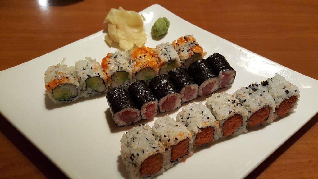 Fujihana Japanese Steakhouse | restaurant | 935 Loucks Rd, York, PA 17404, USA | 7178458988 OR +1 717-845-8988