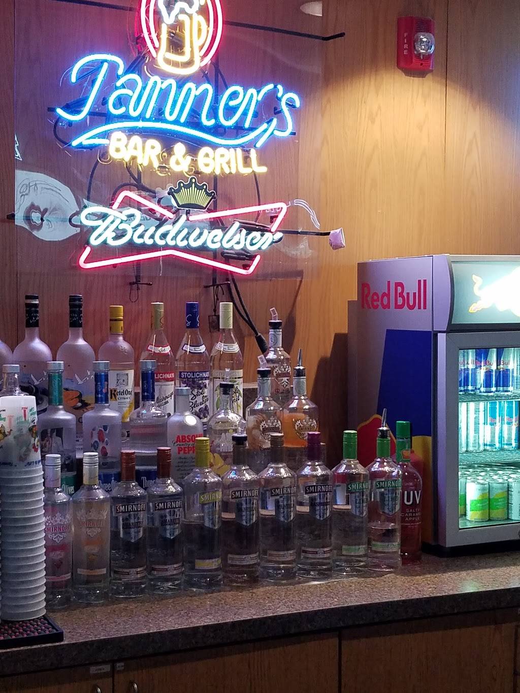 Tanners Bar & Grill | restaurant | 19102 Q St, Omaha, NE 68135, USA | 4027634414 OR +1 402-763-4414