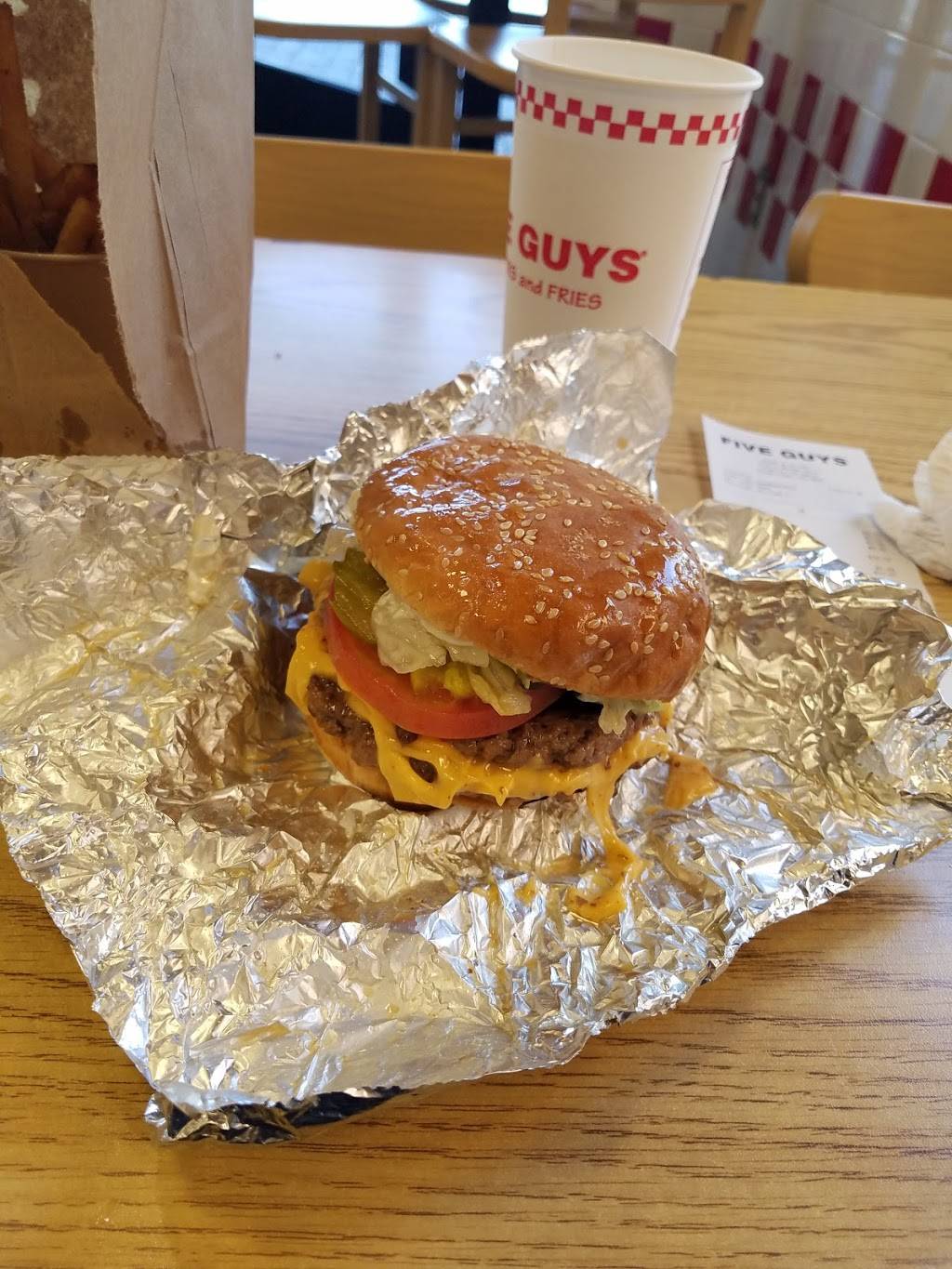 Five Guys | meal takeaway | 4129 S Mooney Blvd, Visalia, CA 93277, USA | 5597359600 OR +1 559-735-9600
