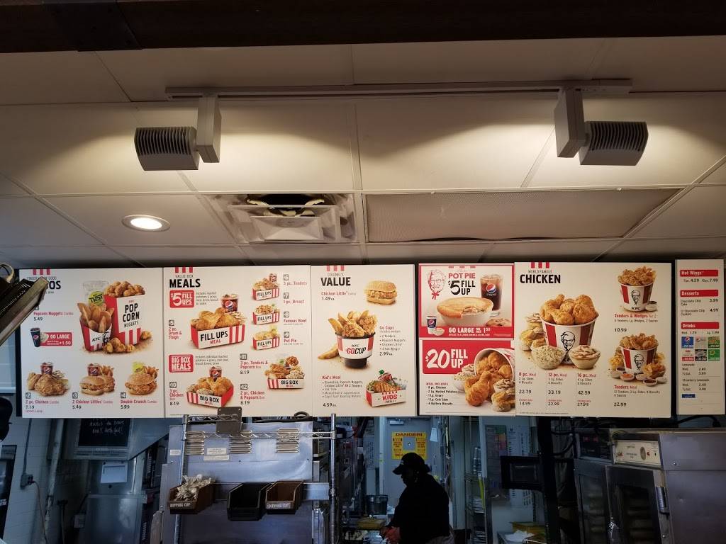 KFC | restaurant | 12721 Michigan Ave, Dearborn, MI 48126, USA | 3135820610 OR +1 313-582-0610