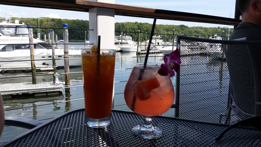 BLU On The Water | restaurant | 20 Water St, East Greenwich, RI 02818, USA | 4018853700 OR +1 401-885-3700