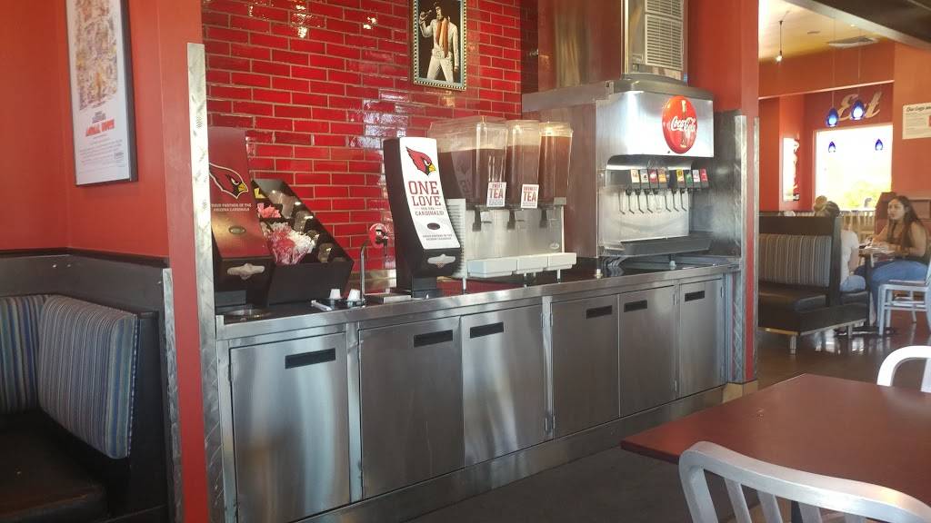 Raising Canes Chicken Fingers | meal takeaway | 2469 E Florence Blvd, Casa Grande, AZ 85194, USA | 5207886314 OR +1 520-788-6314