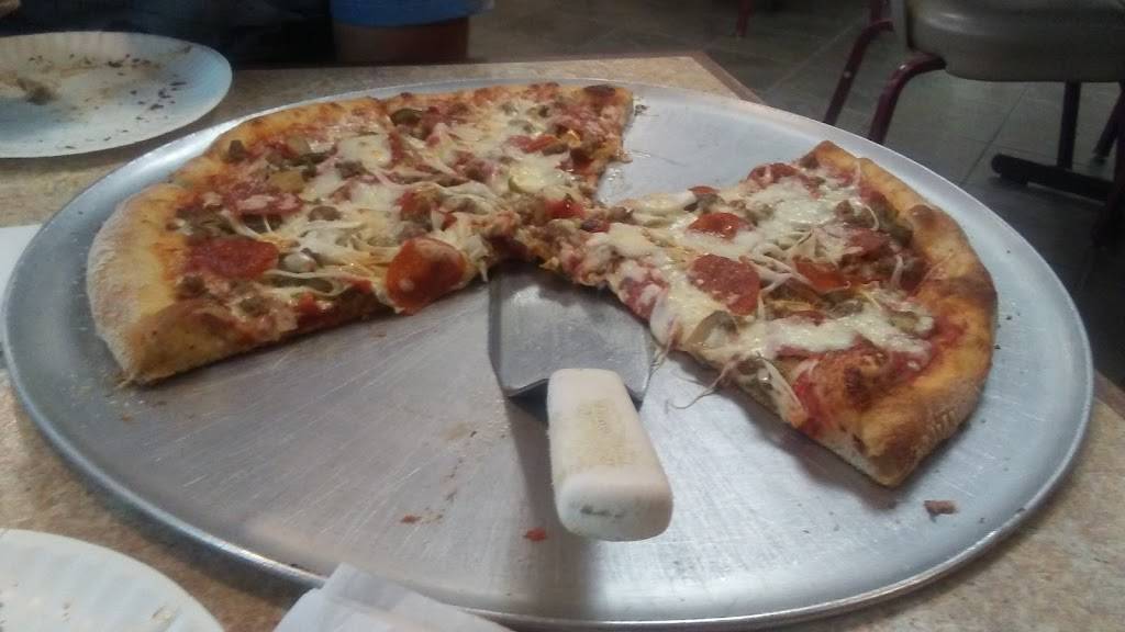 Bella Napoli Pizza & Pasta | restaurant | 419 E Main St, Canfield, OH 44406, USA | 3305333434 OR +1 330-533-3434