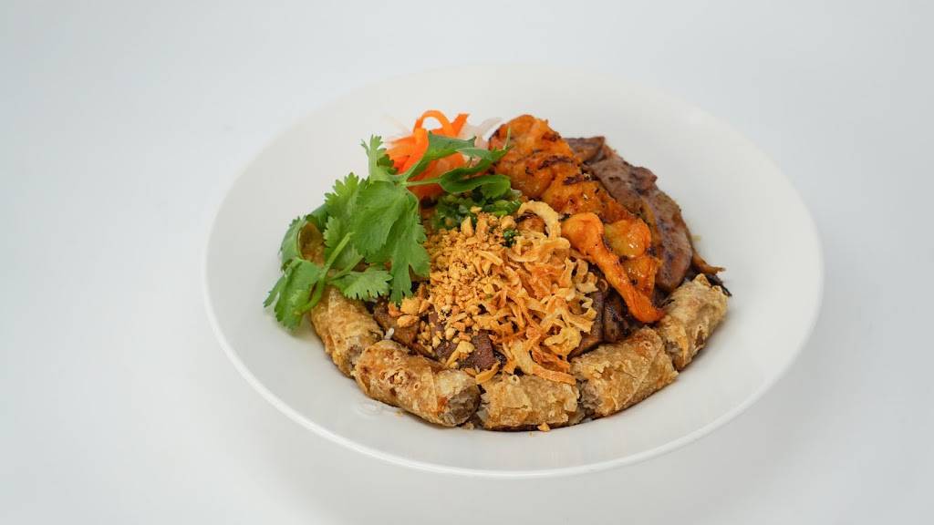 Ha Noi Bistro | restaurant | 3500 Morrison Rd, Denver, CO 80219, USA | 3035023636 OR +1 303-502-3636