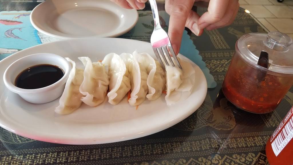 Thai Food & Eds Donuts | restaurant | 318 Moody Blvd, Flagler Beach, FL 32136, USA | 3866934902 OR +1 386-693-4902