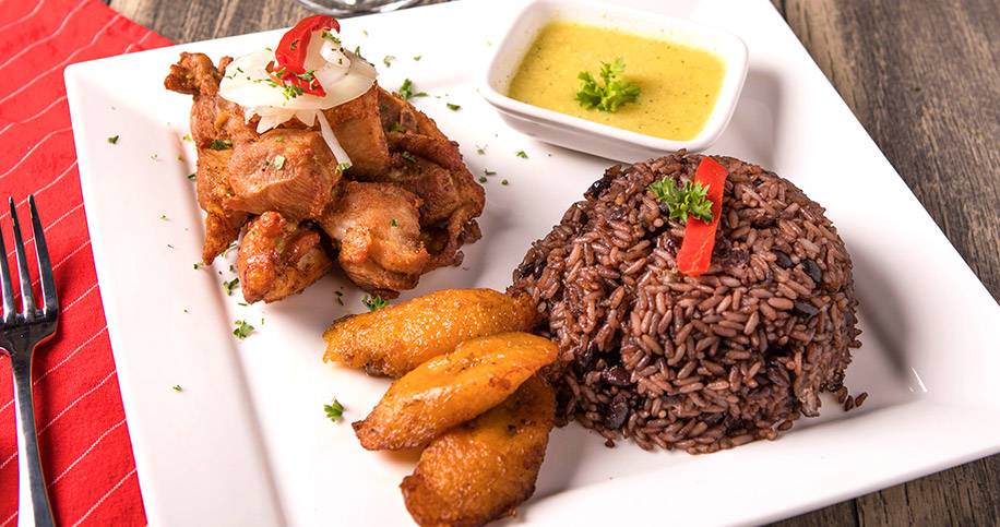 Casavana Cuban Cuisine | restaurant | 16435 NW 67th Ave, Miami Lakes, FL 33014, USA | 3058283895 OR +1 305-828-3895