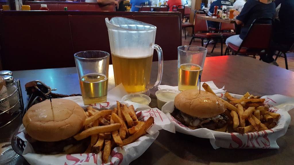 Famous Sams Sports Bar #28 | restaurant | 2048 E Irvington Rd, Tucson, AZ 85714, USA | 5208896007 OR +1 520-889-6007