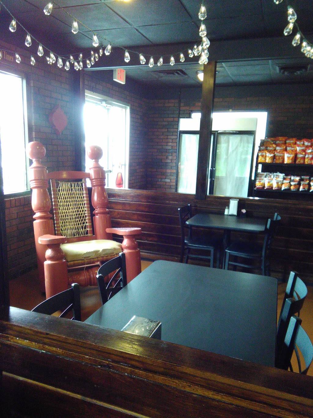 Big Eddies Deli | restaurant | 847 Sullins St, Bristol, VA 24201, USA | 2766693371 OR +1 276-669-3371