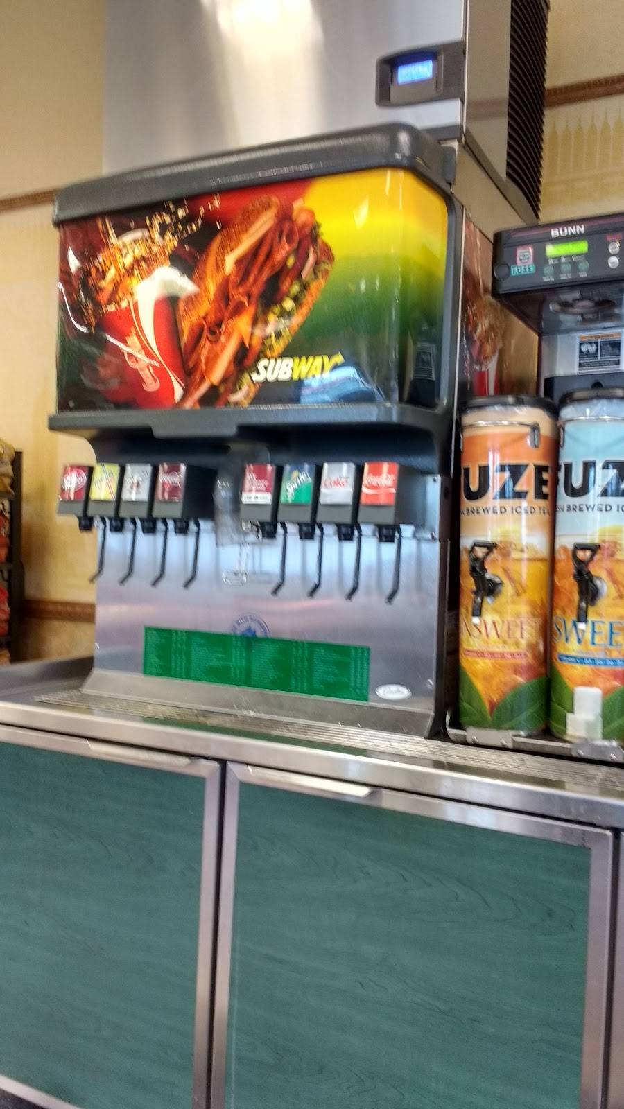 Subway | restaurant | 801 N Walnut St, Mt Carmel, IL 62863, USA | 6182627774 OR +1 618-262-7774