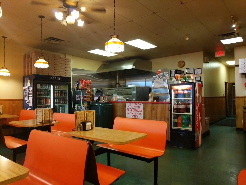 Carlos Pizza | restaurant | 4001 Fairmont St, Coopersburg, PA 18036, USA | 6102824480 OR +1 610-282-4480