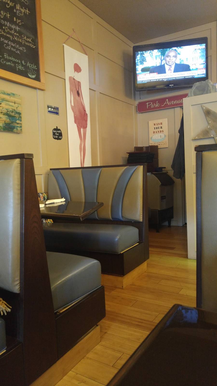 Park Avenue Grill | restaurant | 178 Park Ave, Amityville, NY 11701, USA | 6315984618 OR +1 631-598-4618