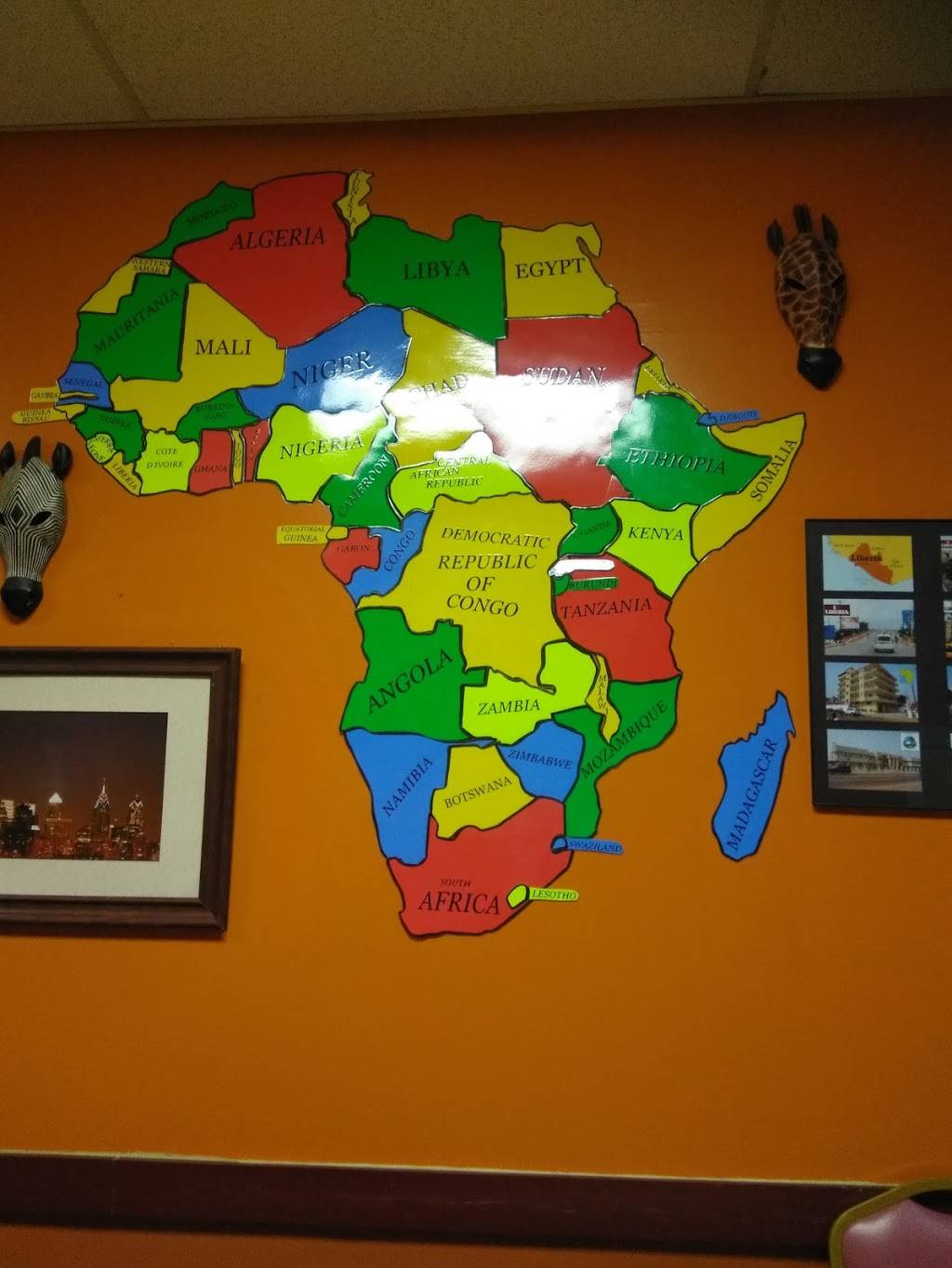 Angies Kitchen | restaurant | 618 S 52nd St, Philadelphia, PA 19143, USA | 2154711422 OR +1 215-471-1422