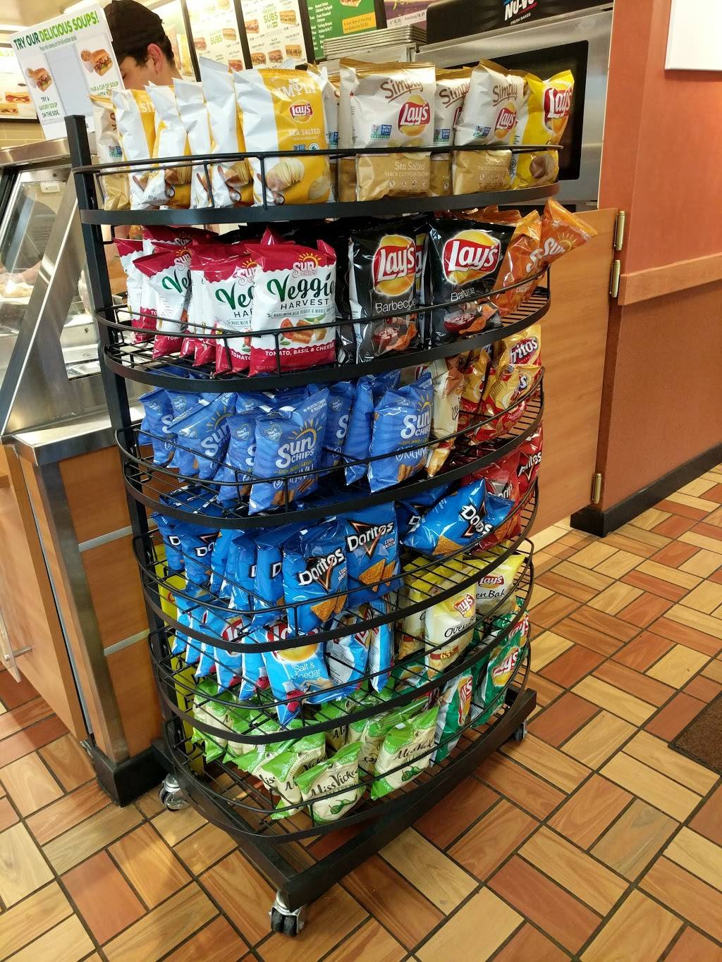 Subway | restaurant | 350 Canyon Way, Colfax, CA 95713, USA | 5303466133 OR +1 530-346-6133