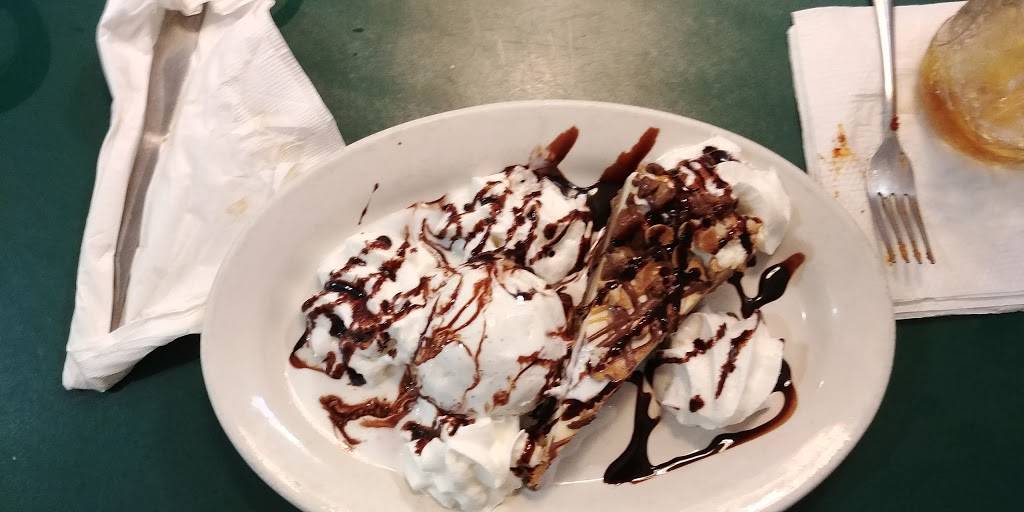 The Upper Crust | restaurant | 1702 US-17, Richmond Hill, GA 31324, USA | 9127566990 OR +1 912-756-6990
