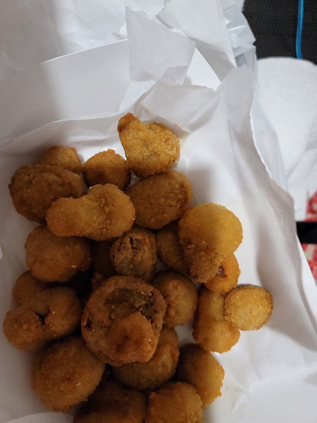 Harolds Chicken shack | restaurant | 1126 S Grand Ave E, Springfield, IL 62703, USA | 2176701269 OR +1 217-670-1269